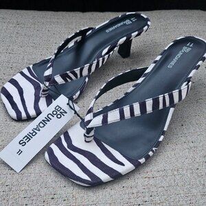 No Boundaries Women Heel sandal Black/White Animal Print Vegan Size 11 NWT